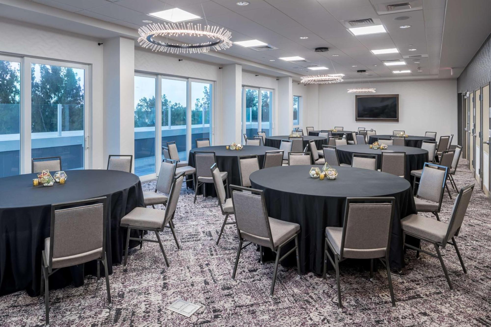 Home2 Suites By Hilton Cape Canaveral Cruise Port Dış mekan fotoğraf
